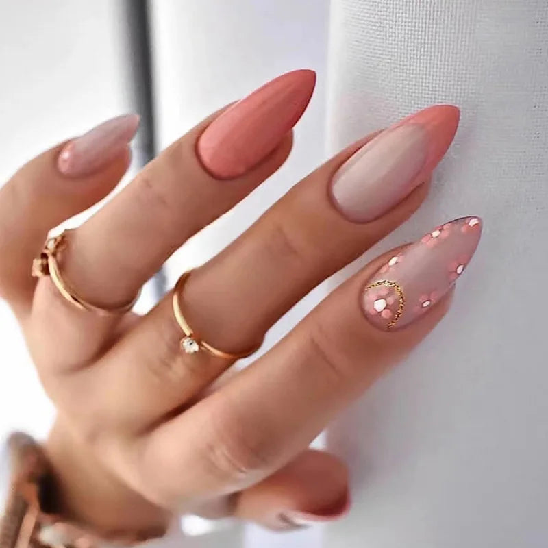 Gradient Wearing Fake Nails Long