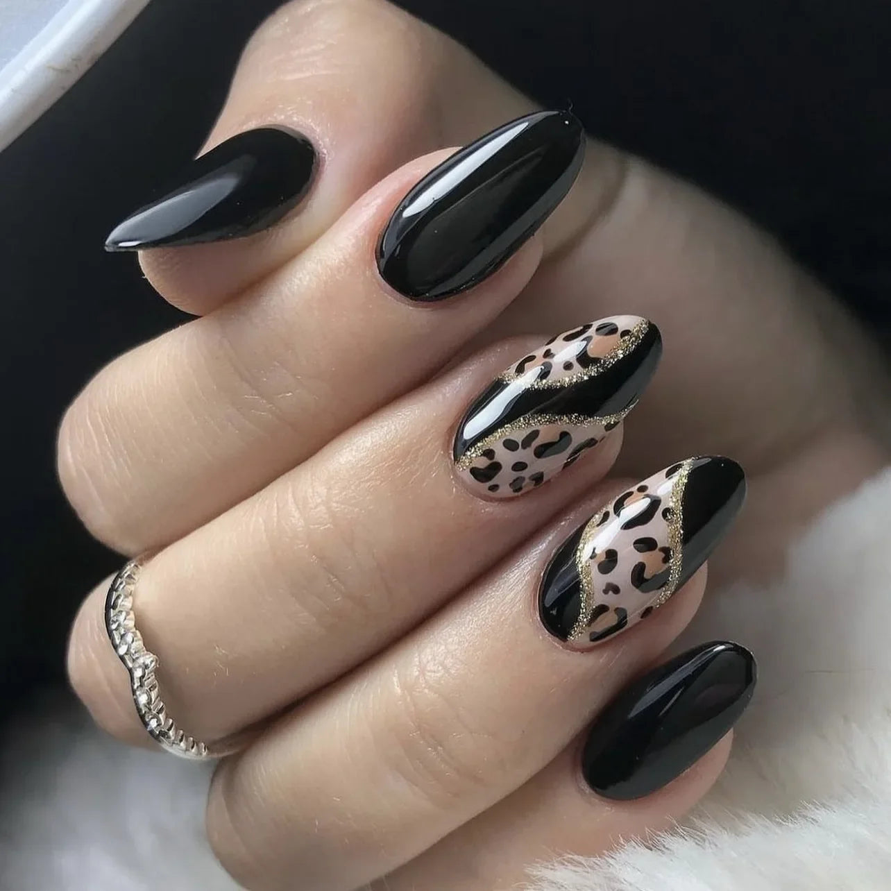 Leopard Print French False Nails