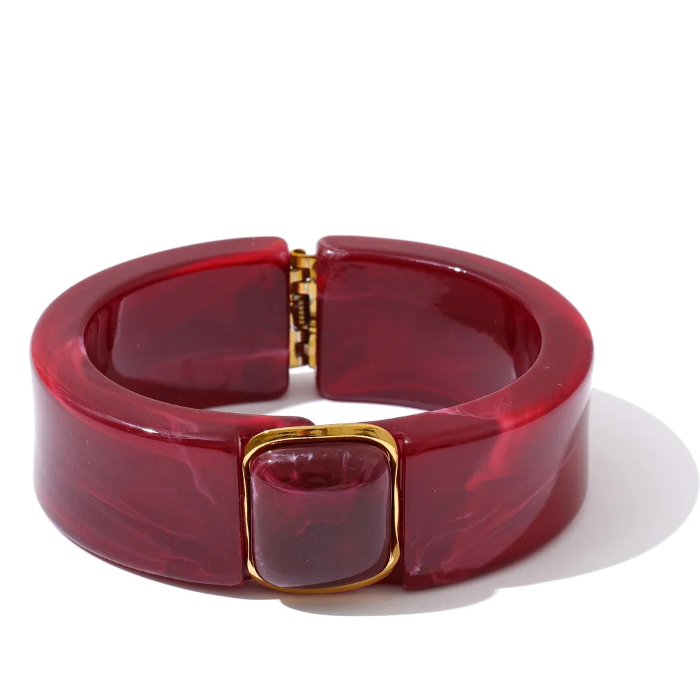 Acrylic Gold Bangle Set