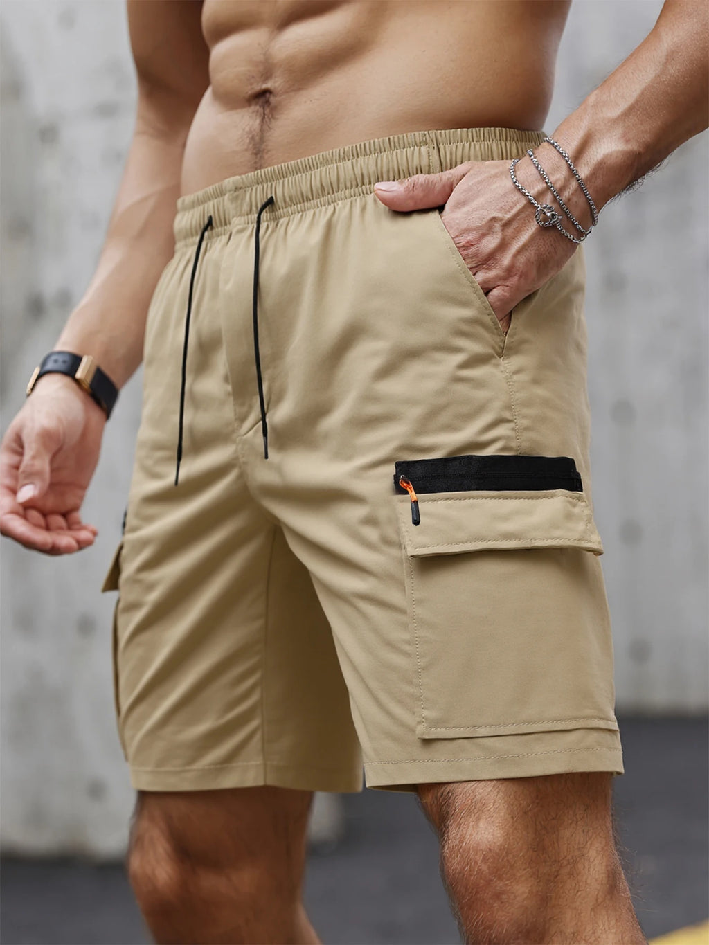 Big Pocket Elastic Cargo Shorts