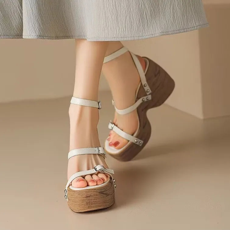 Women Cross Strap Platform Sandals