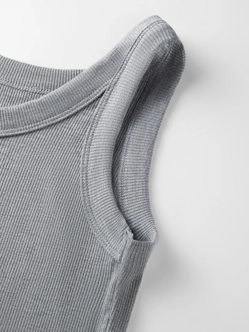 Hip-Hop Broadcloth Solid Crop Tank Top