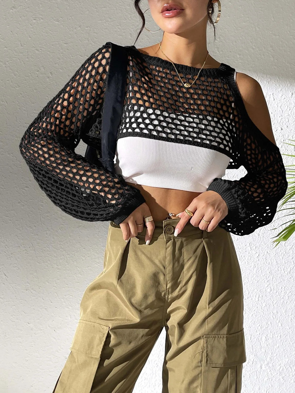 Hollow-Out Cropped Sweater