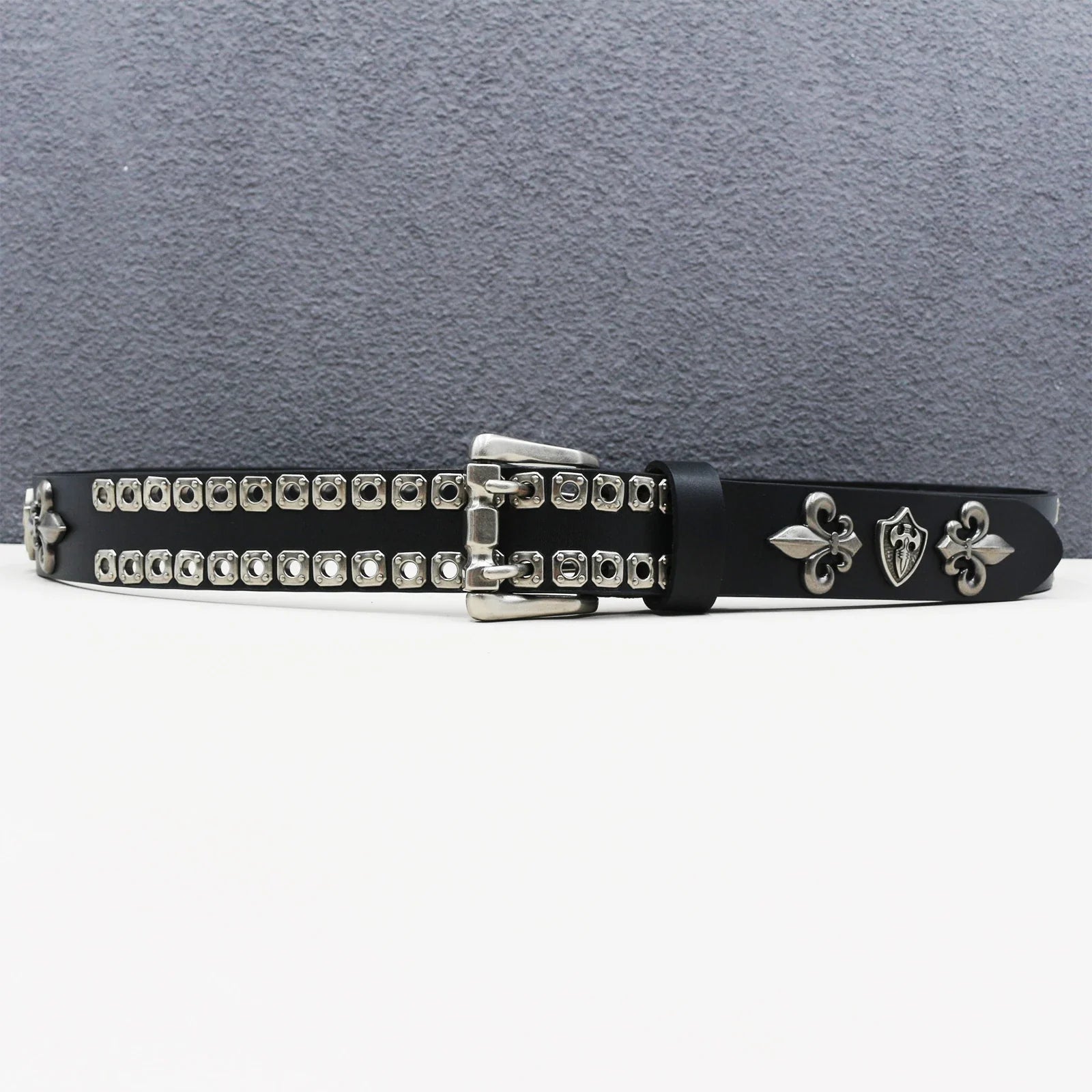 Heavy duty leather belt