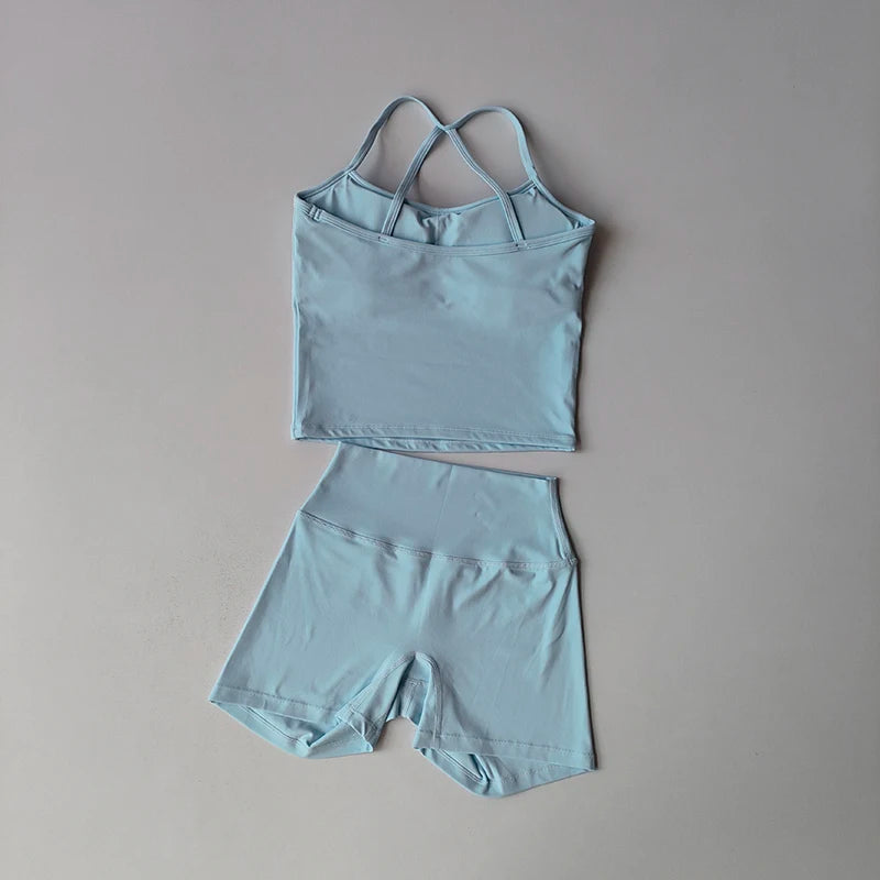 Everyday Solid Sleeveless True-To-Size Fit Two-Piece Yoga Set