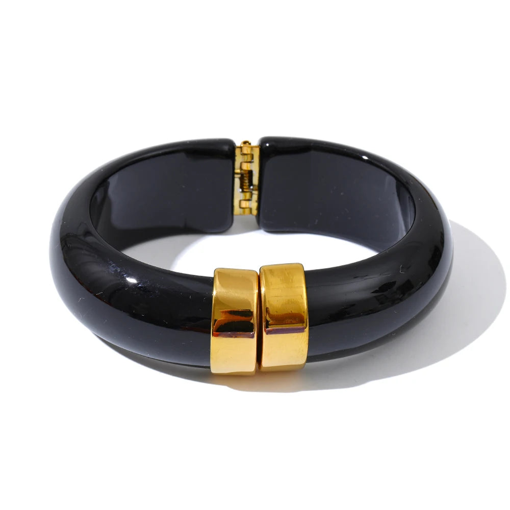 Acrylic Gold Bangle Set