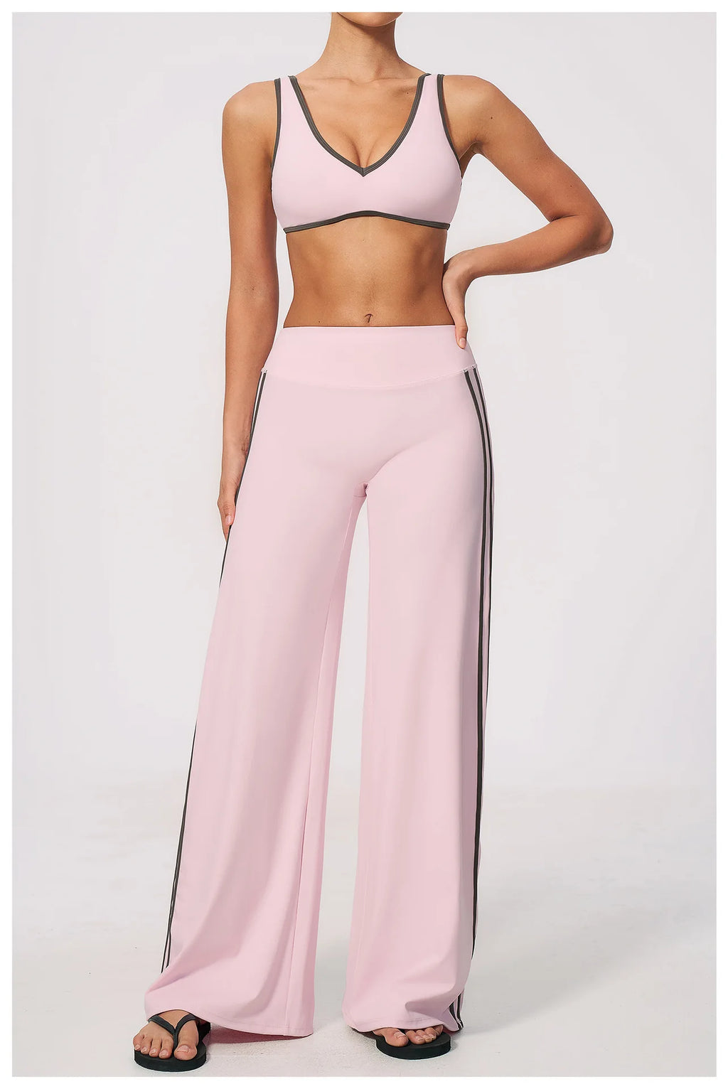 Nylon Striped Sleeveless True-To-Size Fit Two-Piece Yoga Set