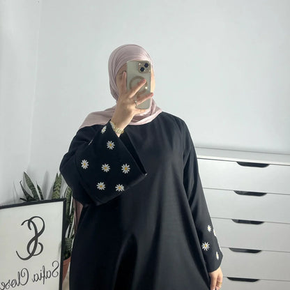 Daisy Embroidery Maxi Abaya