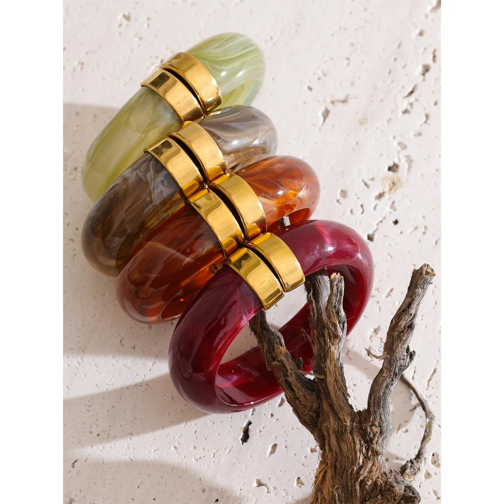 Acrylic Gold Bangle Set