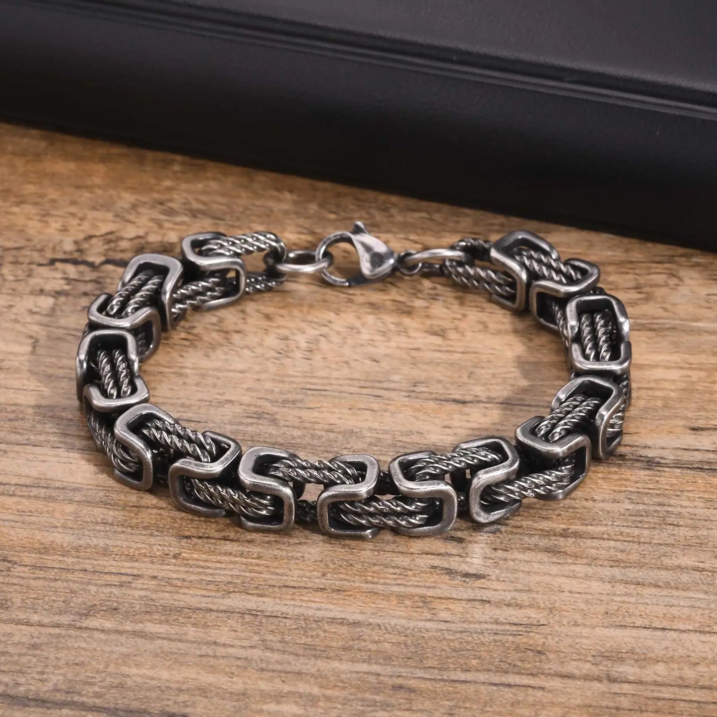 Men's Chunky Byzantine Bracelet