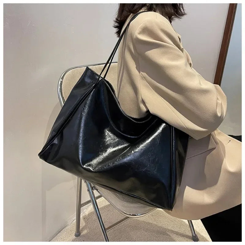 Elegant Shoulder Tote