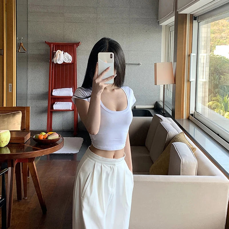 Broadcloth Solid Square Neck Slim Fit Crop Top
