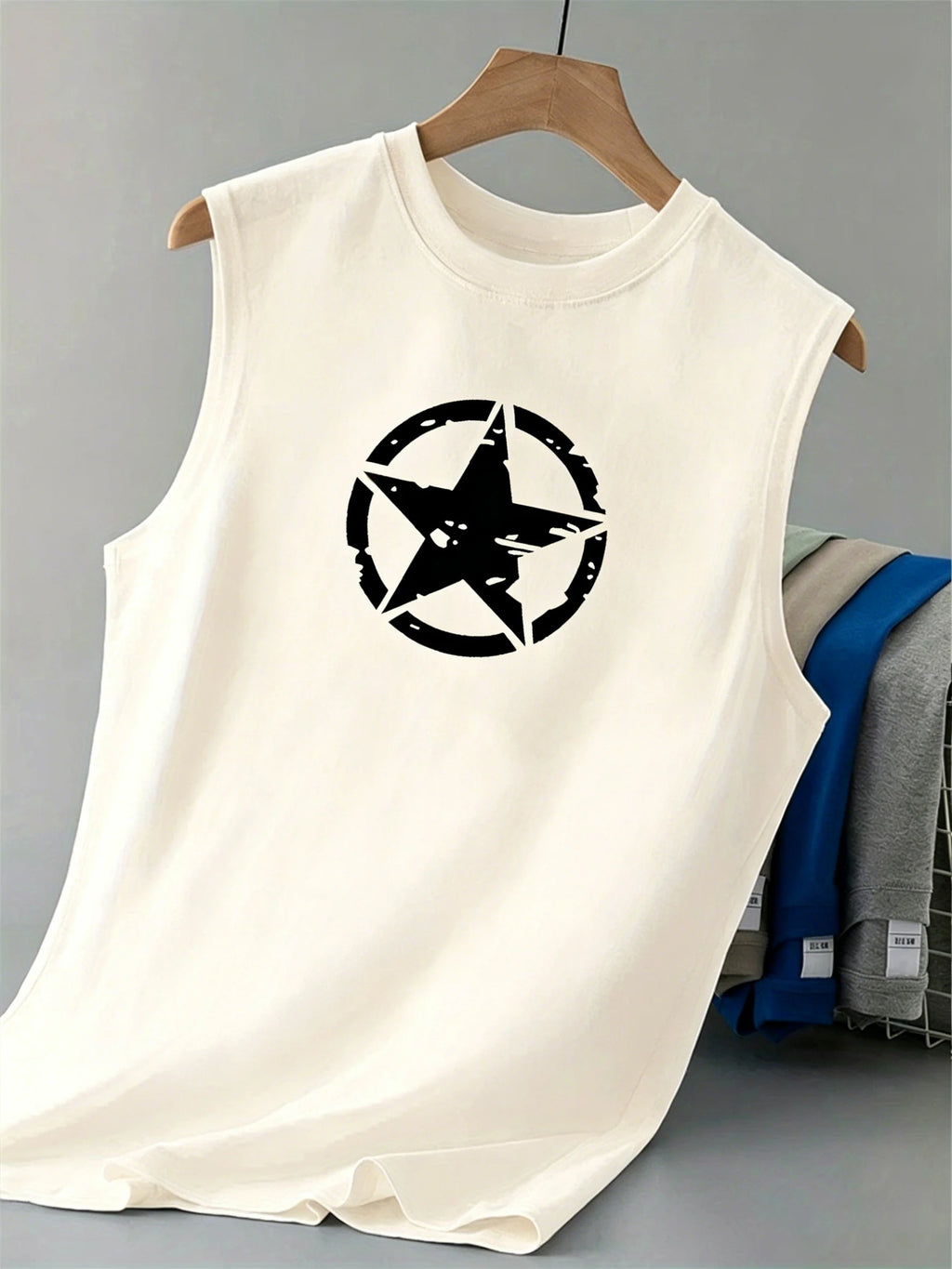 Five-Star Print Round-Neck Vest
