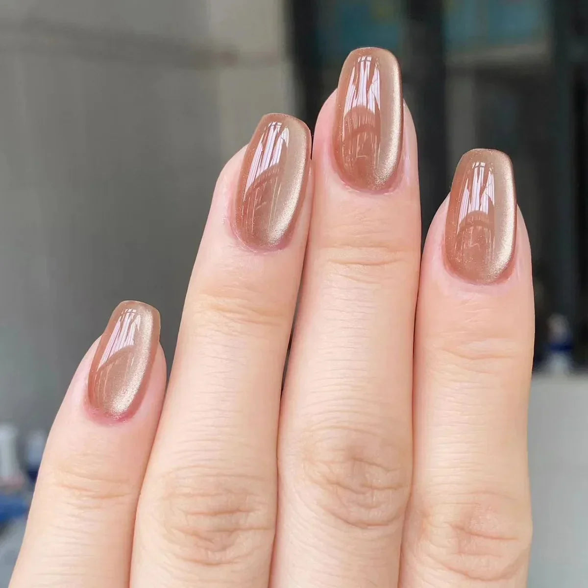 Elegant Short Red Nails
