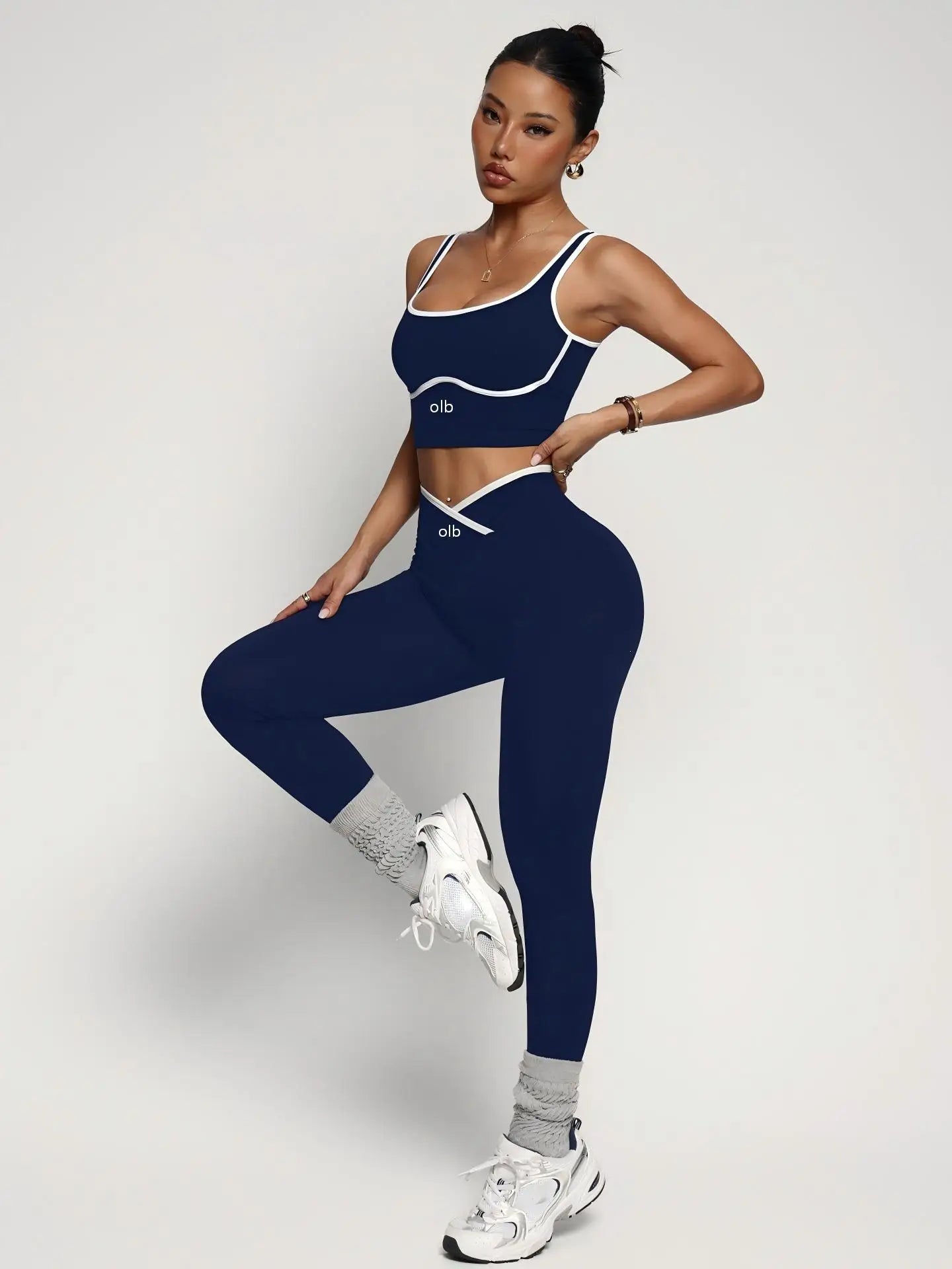 Nylon Crew Neck Pullover Two-Piece Yoga Set