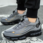 Rotating-Button Anti-Smash Safety Shoes