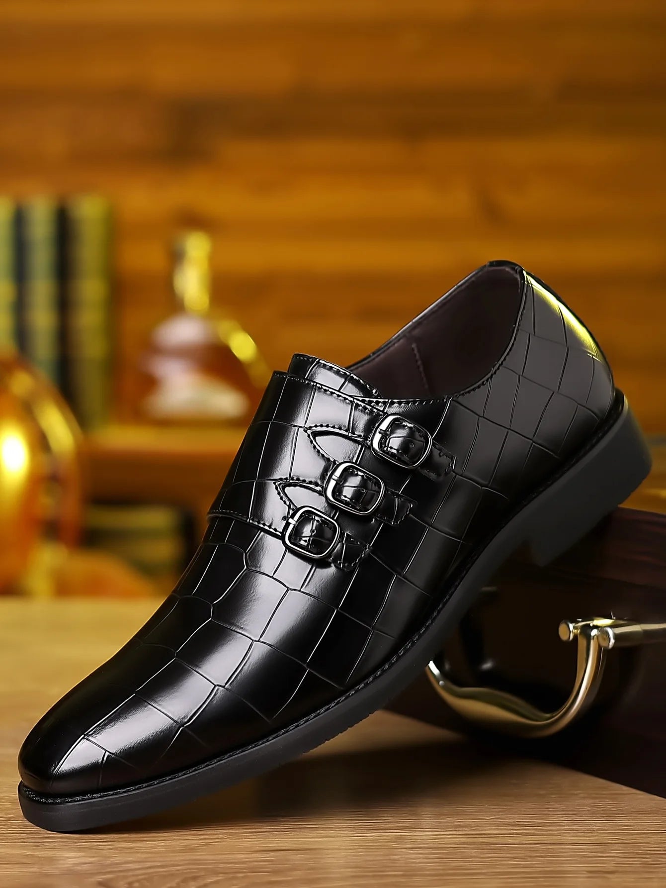 Buckle Stone Pattern Shoes