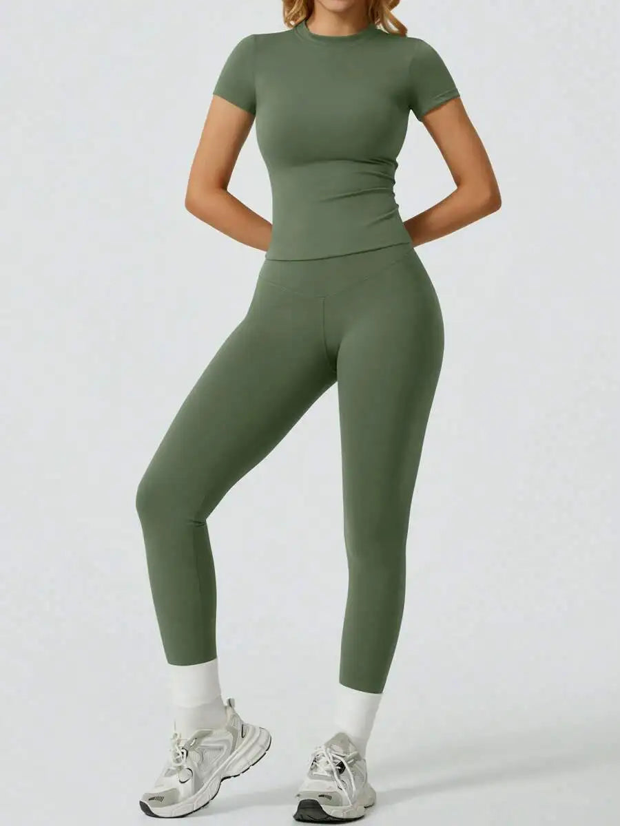 Everyday Nylon Solid Elastic Waist Two-Piece Yoga Set