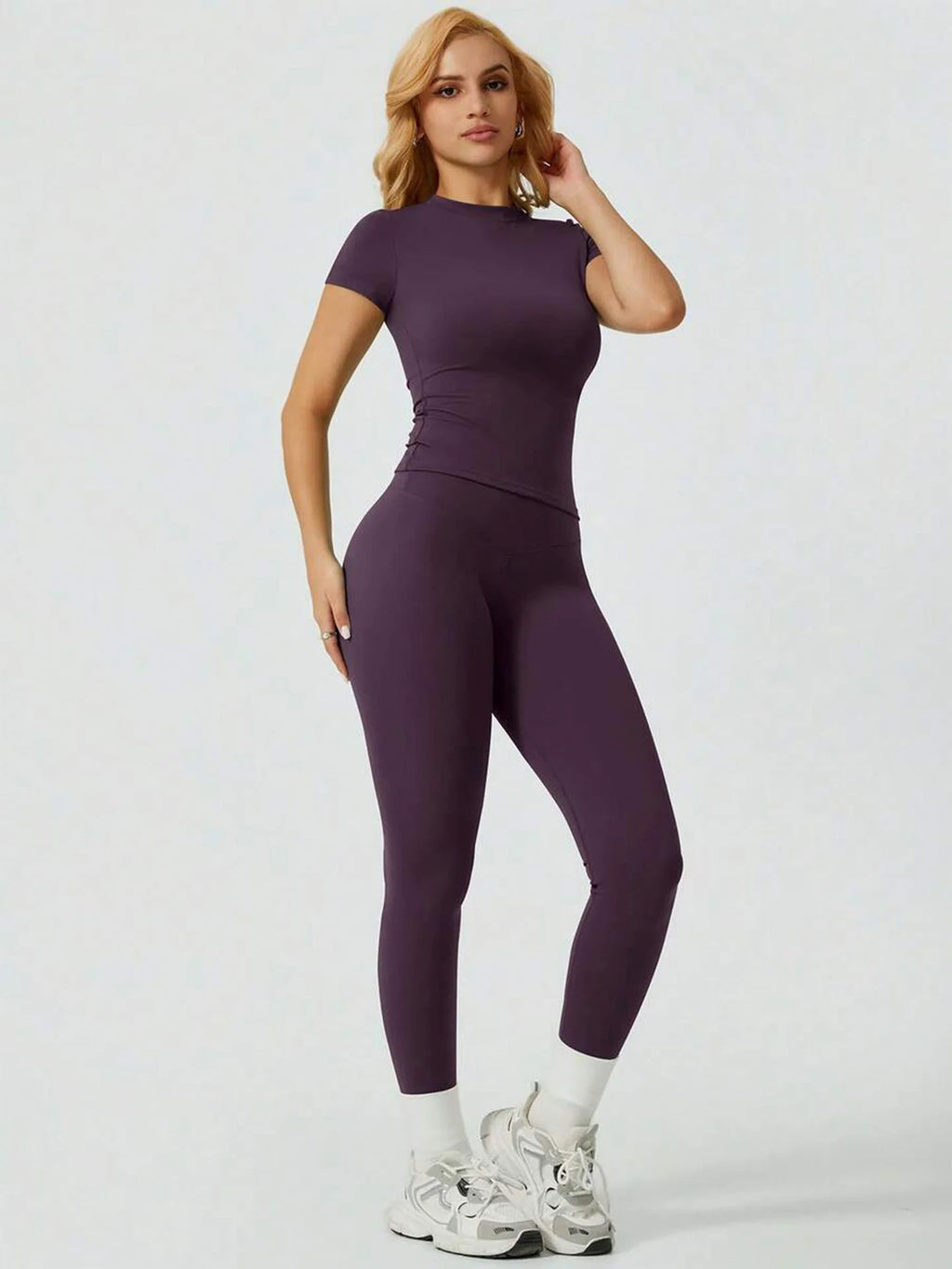 Everyday Nylon Solid Elastic Waist Two-Piece Yoga Set