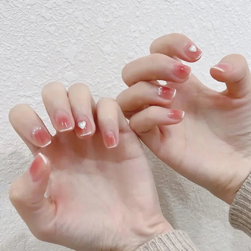 Gradient Wearing Fake Nails Long