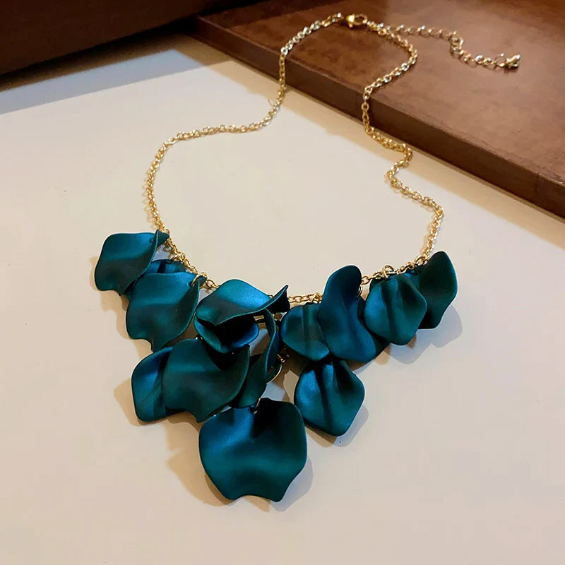 Colorful Petal Fringe Necklace