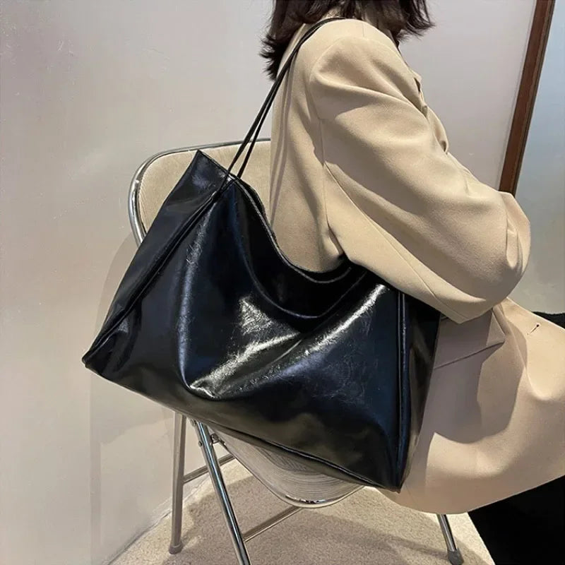 Elegant Shoulder Tote