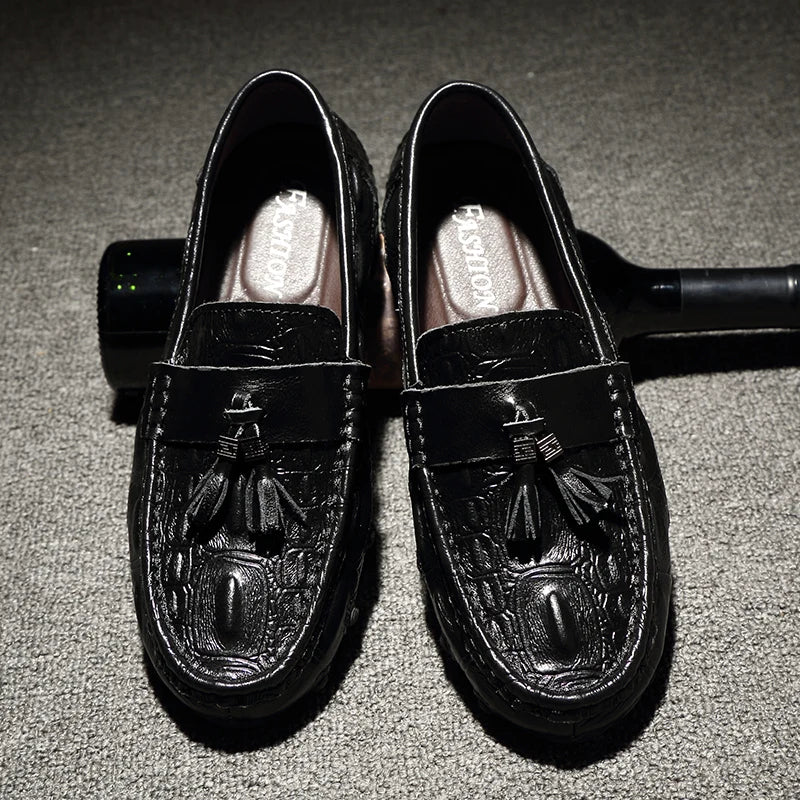 Crocodile Pattern Leather Loafers