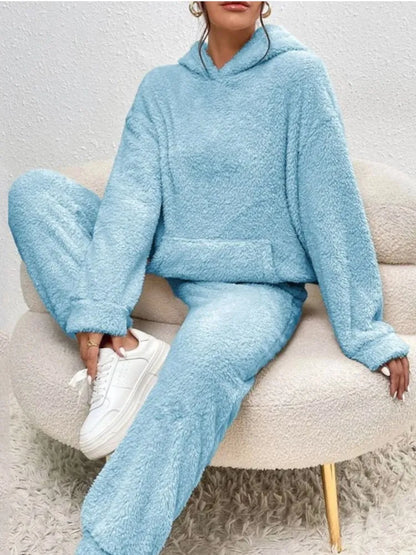 Women’s Plush Hooded Sweatshirt & Trousers 2-Piece Set