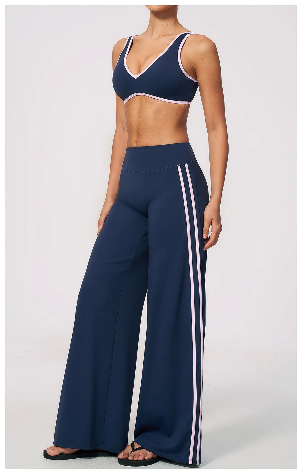 Nylon Striped Sleeveless True-To-Size Fit Two-Piece Yoga Set