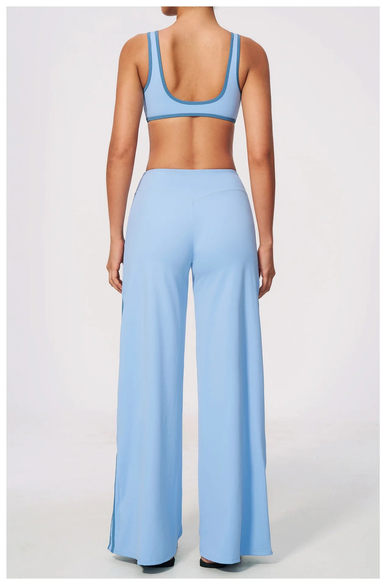 Nylon Striped Sleeveless True-To-Size Fit Two-Piece Yoga Set