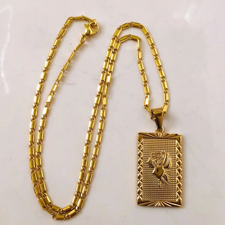 Gold Geometric Chain Necklace