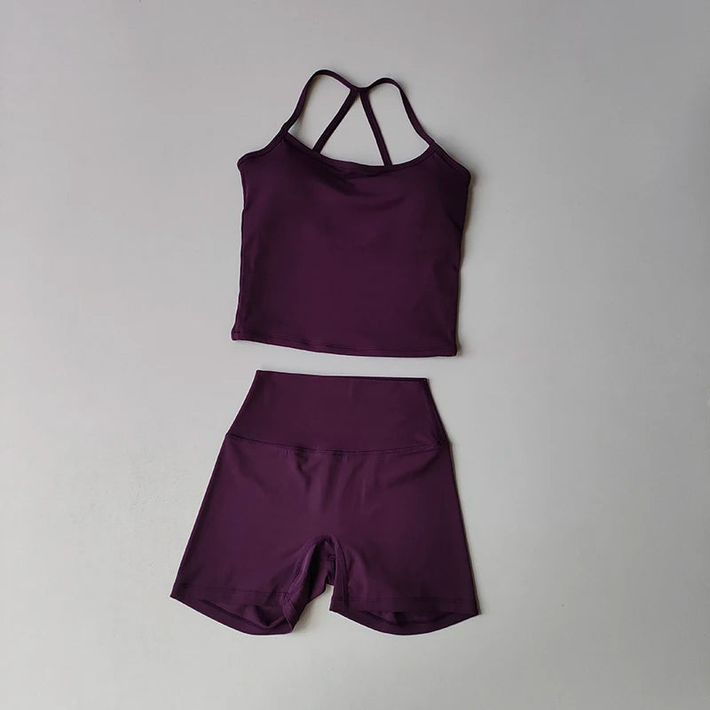 Everyday Solid Sleeveless True-To-Size Fit Two-Piece Yoga Set