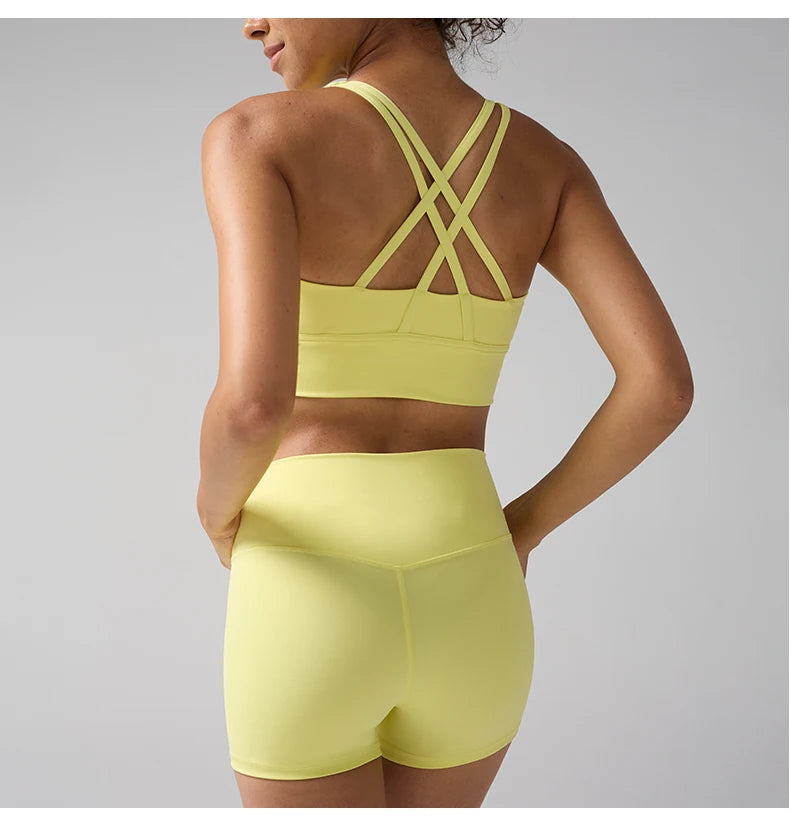 Essential Solid Sleeveless True-To-Size Fit Two-Piece Yoga Set