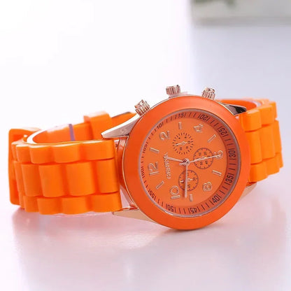 Female Quartz Silicone Strap Watch