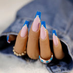 Gradient Wearing Fake Nails Long