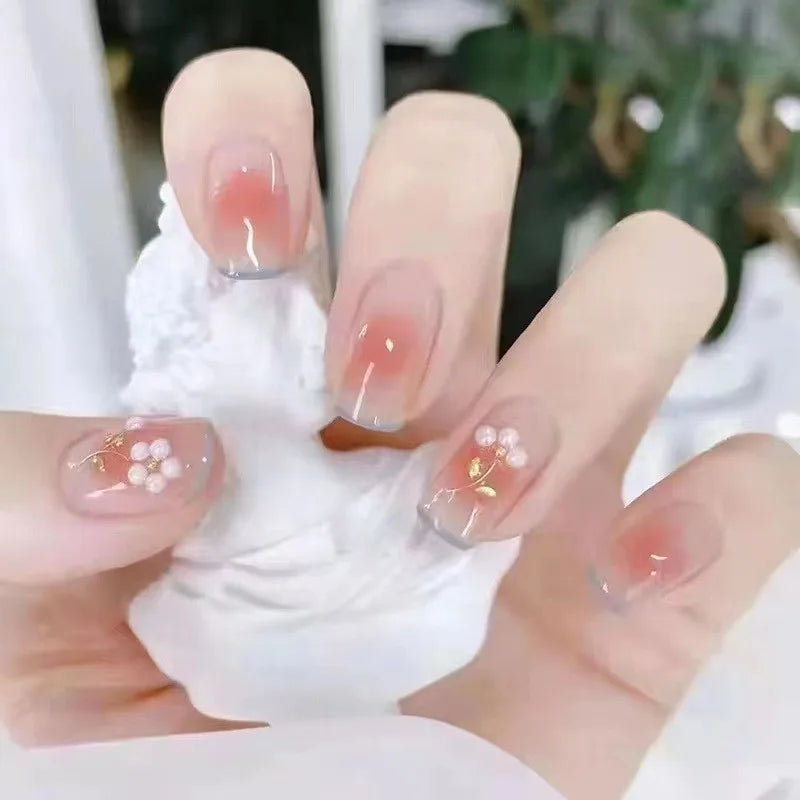 Gradient Wearing Fake Nails Long
