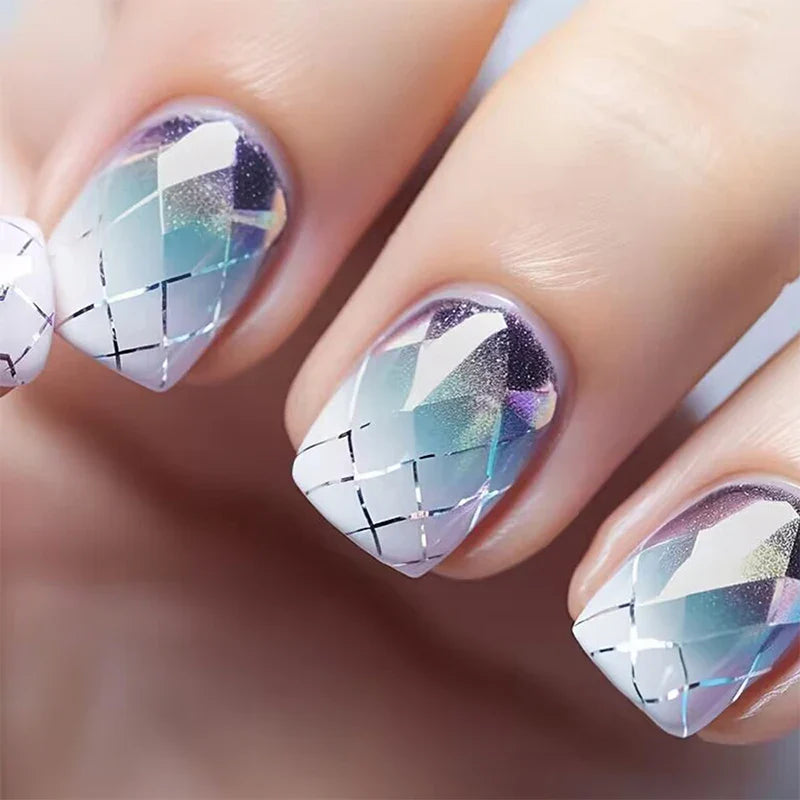 Gradient White Press Nails