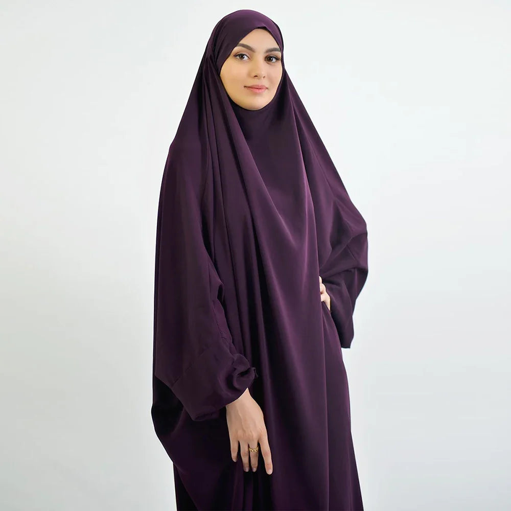 Women’s Hooded Long Abaya