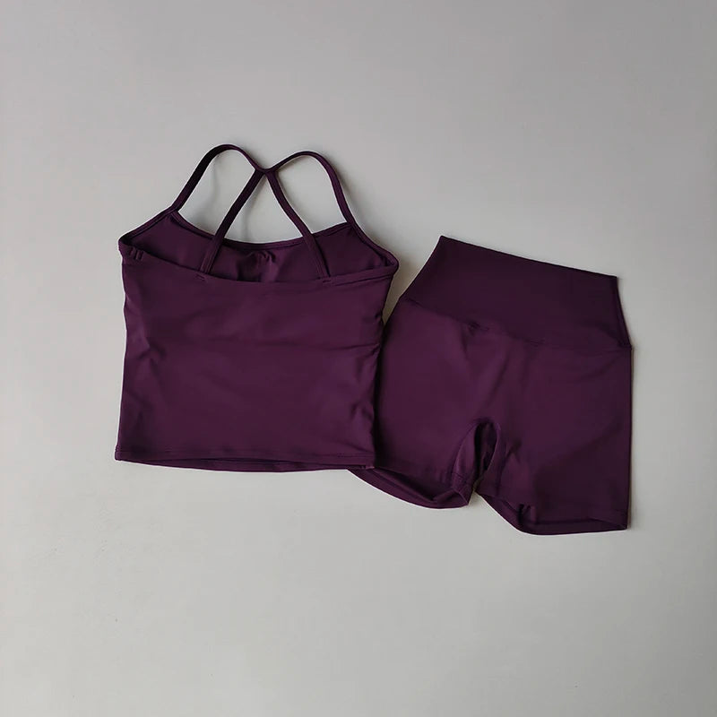 Everyday Solid Sleeveless True-To-Size Fit Two-Piece Yoga Set