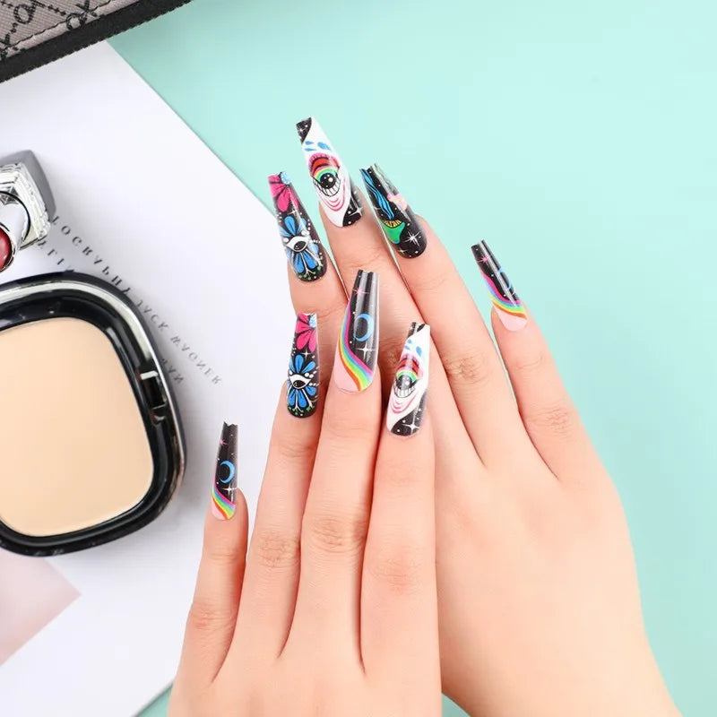 Gradient Wearing Fake Nails Long