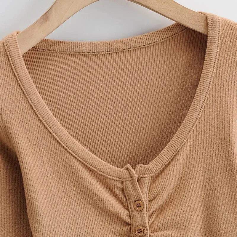 Broadcloth Solid V-Neck True-To-Size Fit Crop Top