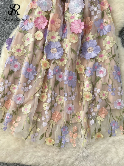 Embroidery Strapless Evening Dress