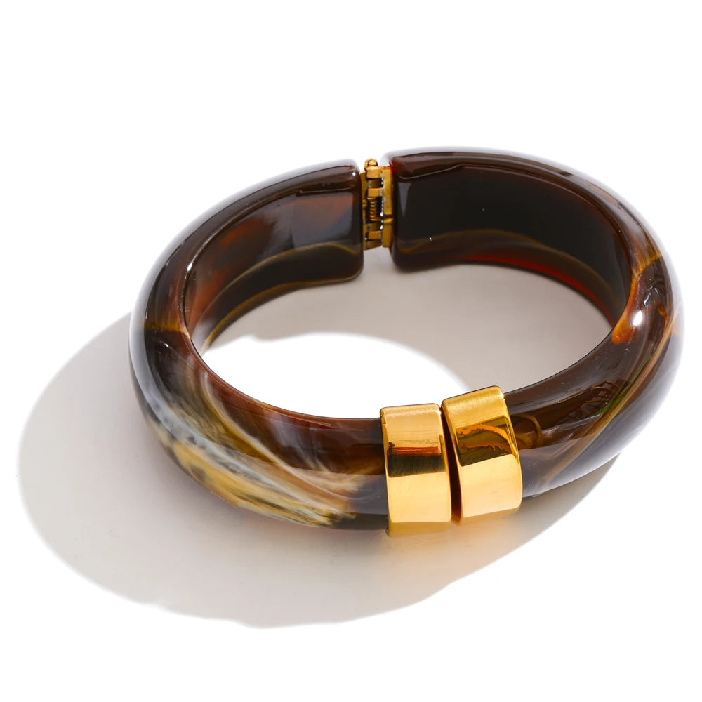 Acrylic Gold Bangle Set