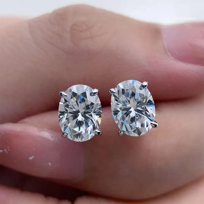 Oval Cut Moissanite Earrings
