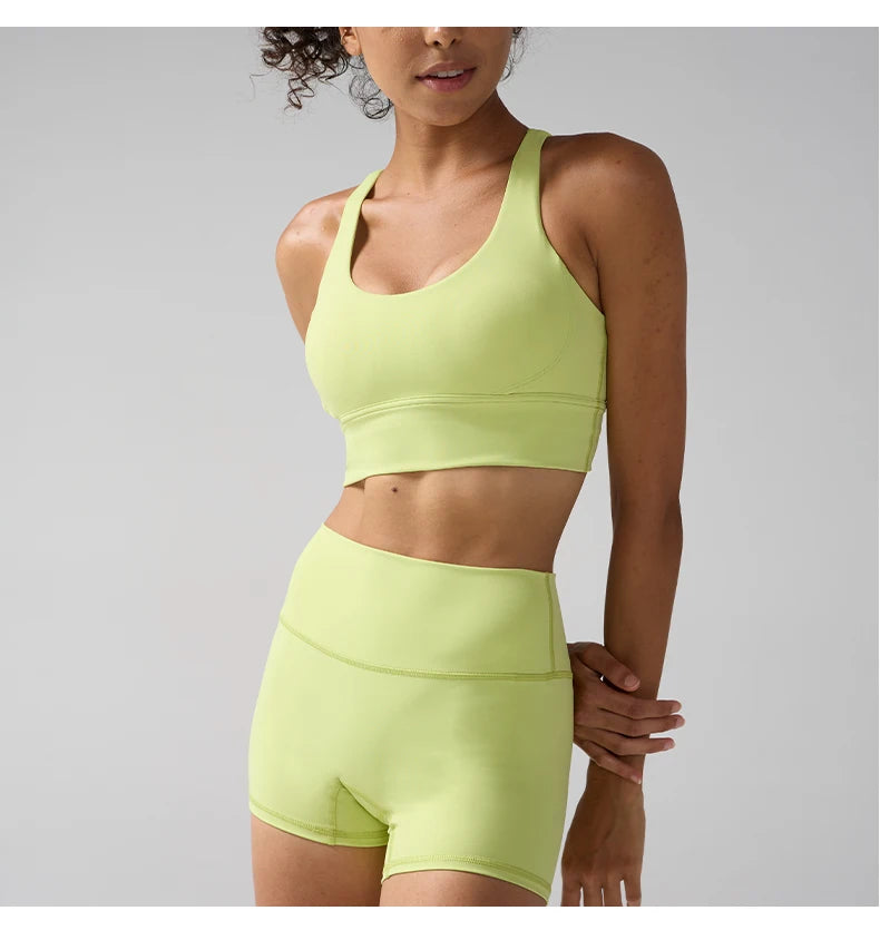 Essential Solid Sleeveless True-To-Size Fit Two-Piece Yoga Set