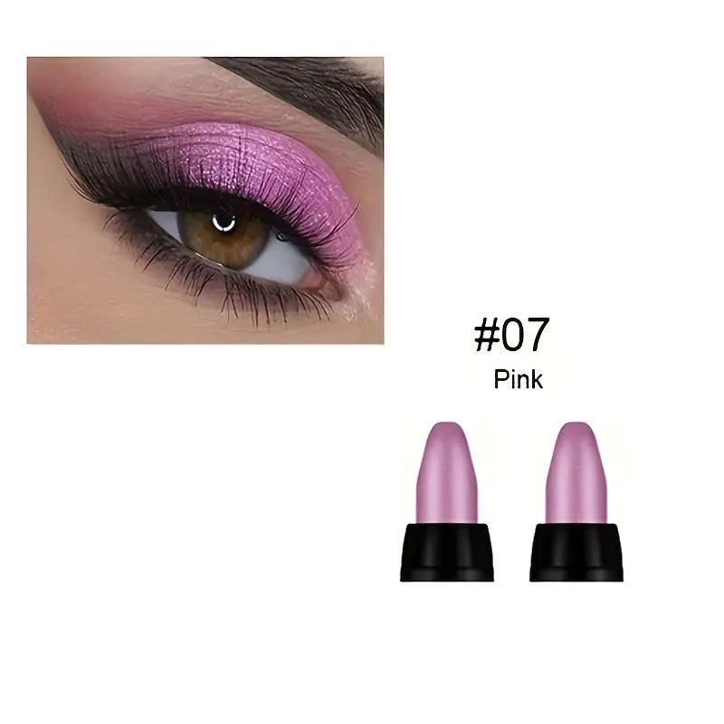 Pearlescent glitter eyeliner