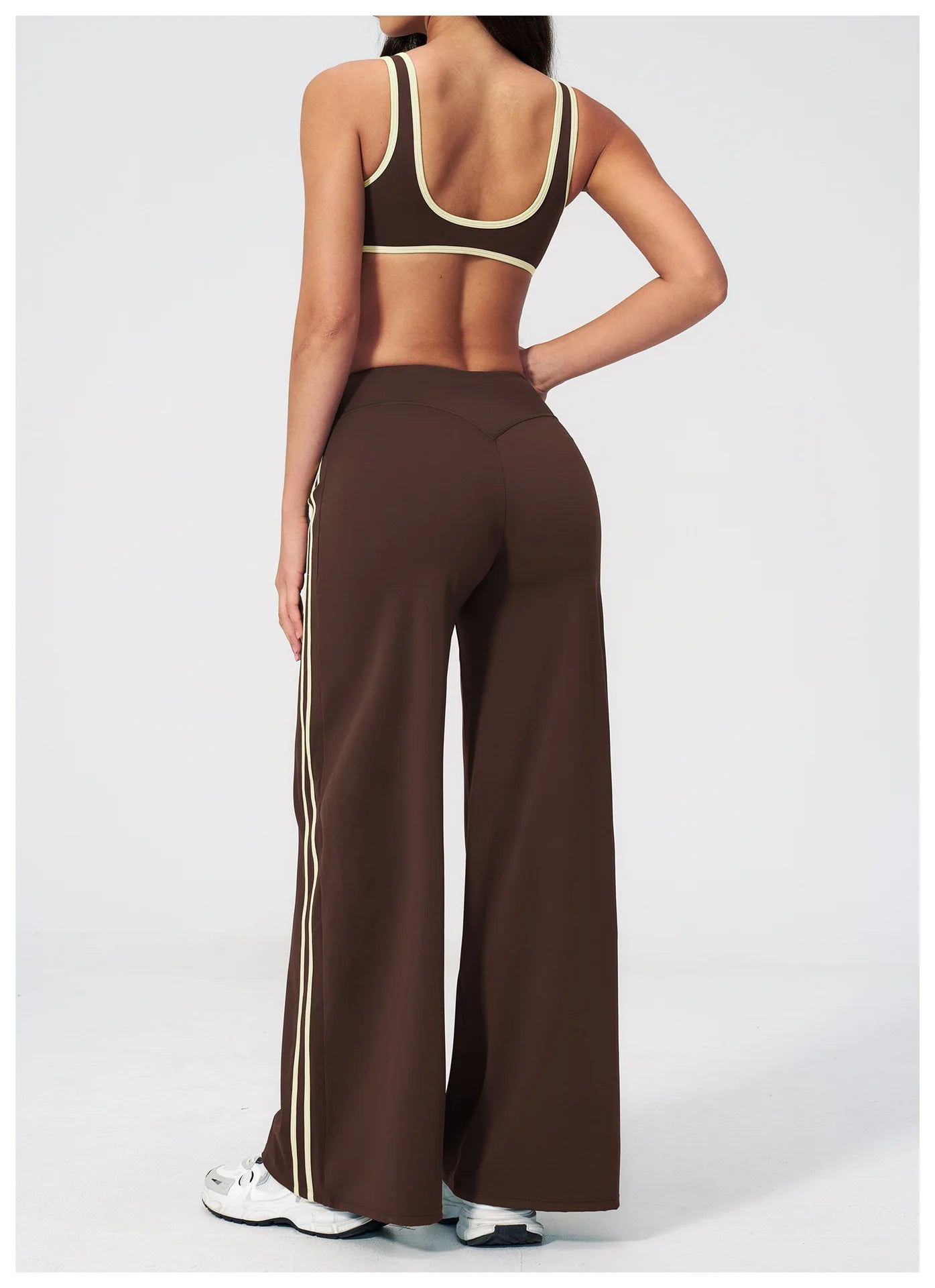 Nylon Striped Sleeveless True-To-Size Fit Two-Piece Yoga Set