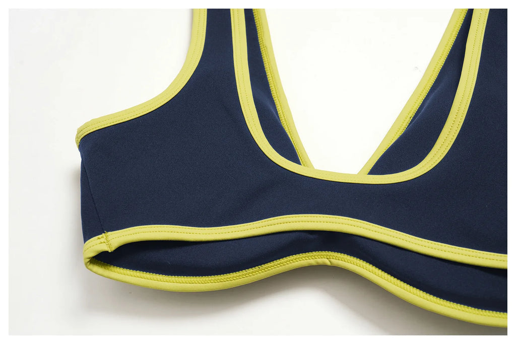 Nylon Striped Sleeveless True-To-Size Fit Two-Piece Yoga Set