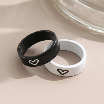 Simple Couple Rings Set