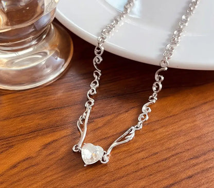 Zircon Clavicle Chain Necklace